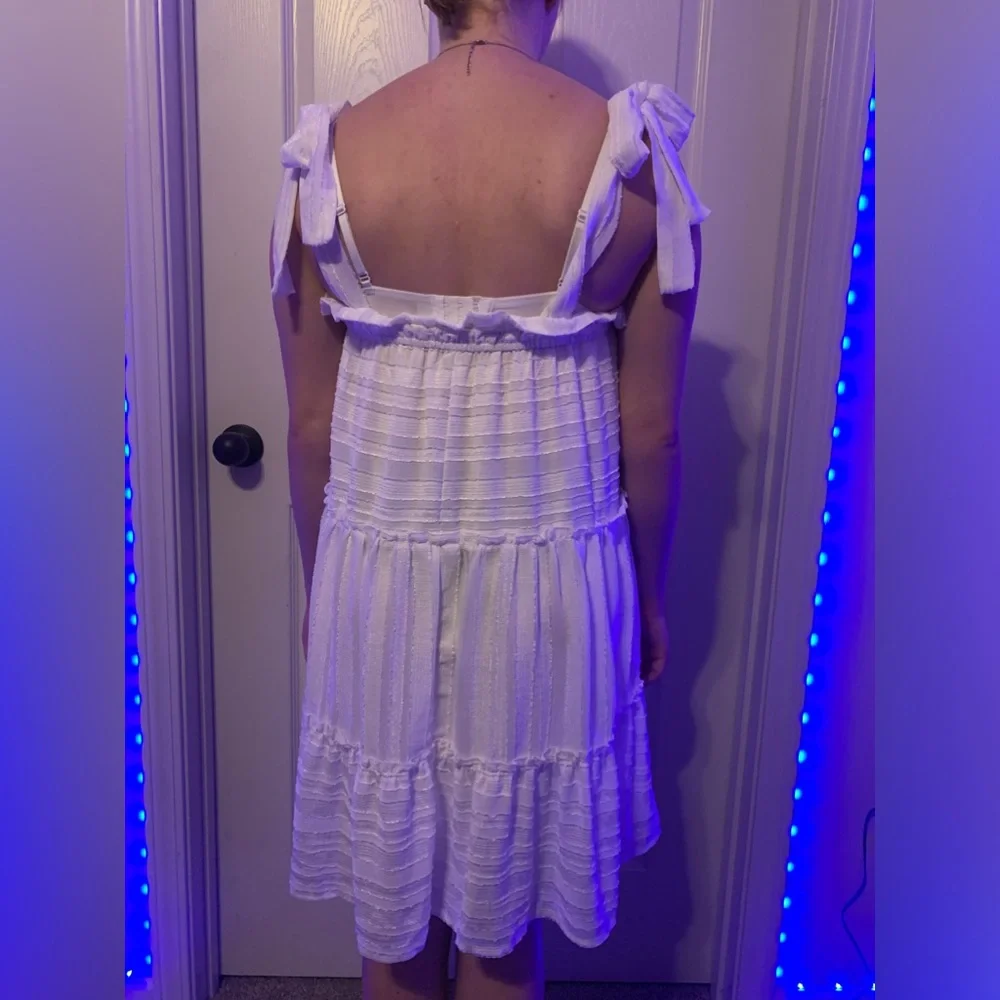 Size-small - Picture 3 of 8